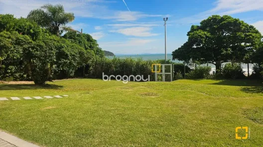 Apartamento com 3 Quartos à venda, 101m² no Canasvieiras, Florianópolis