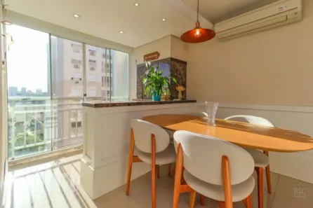 Apartamento com 3 Quartos à venda, 74m² no Passo da Areia, Porto Alegre