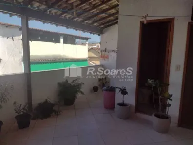 Casa de Condomínio com 2 Quartos à venda, 70m² no Vila Valqueire, Rio de Janeiro