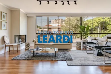 Sobrado com 4 Quartos à venda, 600m² no Lapa, São Paulo