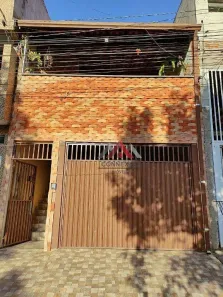 Sobrado com 2 Quartos à venda, 158m² no Jardim Ikeda, Suzano