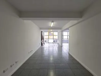 Sala Comercial para alugar, 55m² no Centro, Santos