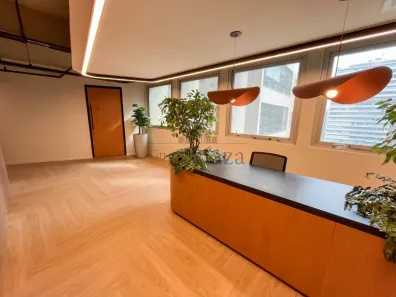 Prédio Comercial com 6 Quartos para alugar, 525m² no Cerqueira César, São Paulo