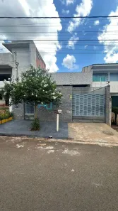 Casa com 3 Quartos à venda, 174m² no Jardim Colúmbia D, Londrina