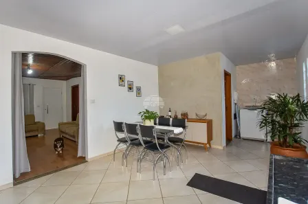 Casa com 3 Quartos à venda, 147m² no Sítio Cercado, Curitiba
