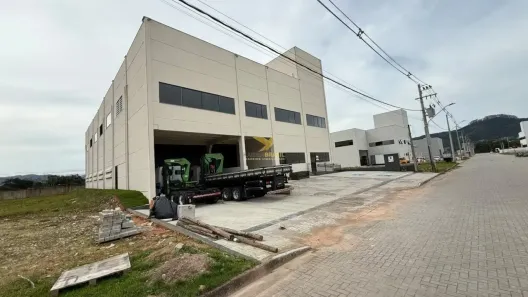 Galpão/Depósito/Armazém para alugar, 1237m² no Beira Rio, Biguaçu