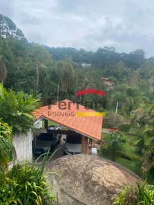 Sobrado com 3 Quartos à venda, 480m² no Jundiaizinho (Terra Preta), Mairiporã