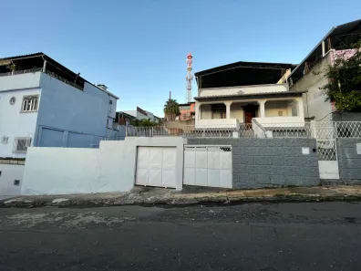 Casa com 3 Quartos para venda ou aluguel, 127m² no Boa Vista, Juiz de Fora