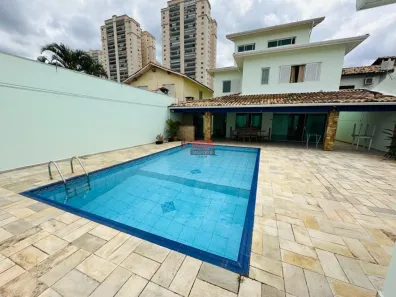 Sobrado com 4 Quartos à venda, 414m² no Jardim Campo Grande, São Paulo