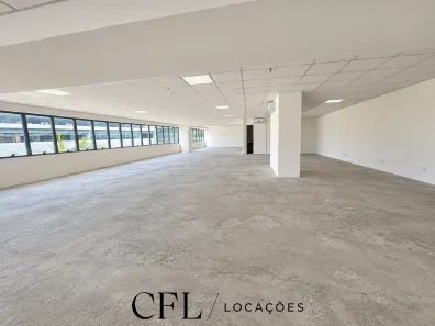 Sala Comercial para alugar, 317m² no Saco Grande, Florianópolis