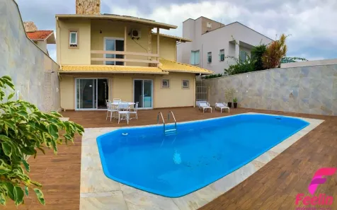 Casa com 4 Quartos à venda, 250m² no Carianos, Florianópolis