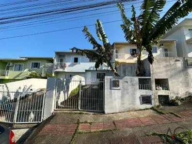Casa com 2 Quartos para alugar, 65m² no Forquilhas, São José
