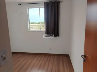 Apartamento com 2 Quartos para alugar, 55m² no Jardim Esplanada, Uberaba