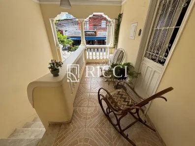 Sobrado com 4 Quartos à venda, 229m² no Vila Mathias, Santos