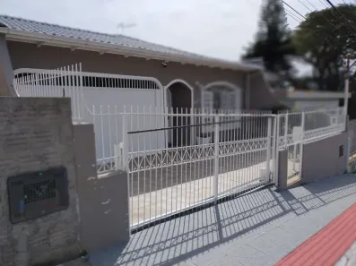 Casa com 3 Quartos à venda, 132m² no Capoeiras, Florianópolis