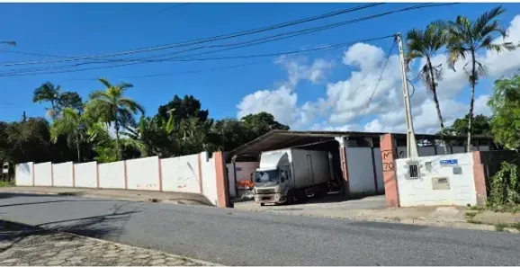 Galpão/Depósito/Armazém para venda ou aluguel, 1000m² no Arapongal, Registro