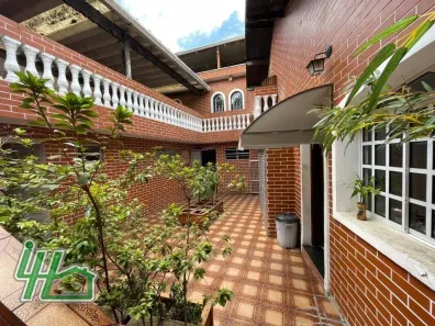 Casa com 3 Quartos à venda, 257m² no Jardim Bom Pastor, Santo André