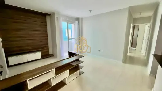 Apartamento com 2 Quartos à venda, 60m² no Barreiros, São José