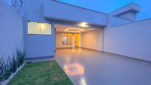 Casa com 3 Quartos à venda, 180m² no Vila Rosa, Goiânia