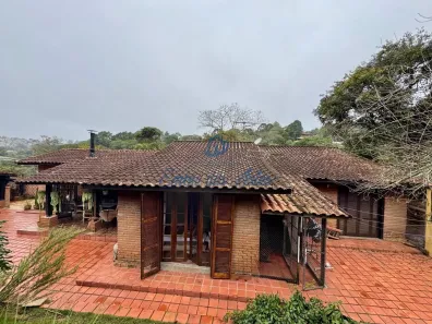 Casa com 4 Quartos à venda, 245m² no Refúgio da Serra, Itapecerica da Serra
