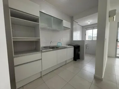 Apartamento com 2 Quartos para alugar, 70m² no Areias, São José
