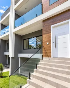 Sobrado com 3 Quartos à venda, 224m² no Tingui, Curitiba