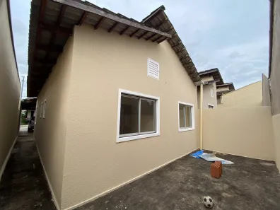 Casa com 3 Quartos para alugar, 75m² no Parque João Braz - Cidade Industrial, Goiânia