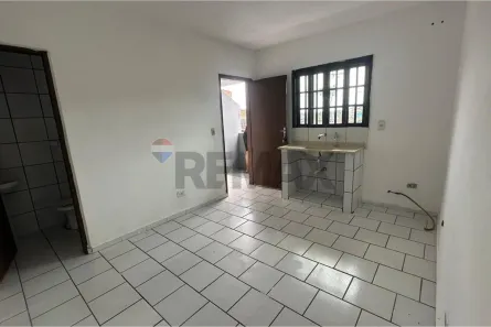 Casa com 1 Quarto para alugar, 50m² no Parque das Américas, Mauá