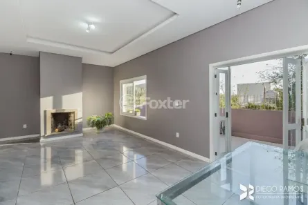 Sobrado com 4 Quartos à venda, 288m² no Vila Assunção, Porto Alegre