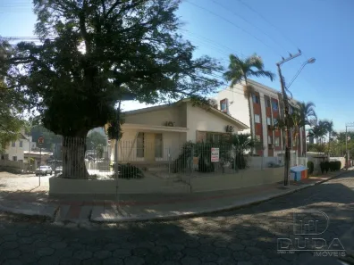 Imóvel Comercial à venda, 140m² no Centro, Criciúma