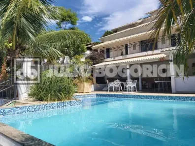 Casa de Condomínio com 4 Quartos à venda, 550m² no Badu, Niterói
