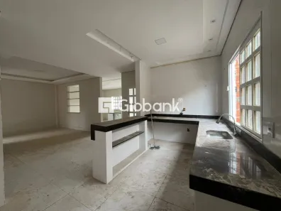 Apartamento com 3 Quartos para alugar, 280m² no Melo, Montes Claros