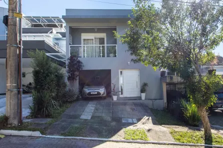 Casa de Condomínio com 3 Quartos à venda, 195m² no Vila Nova, Porto Alegre