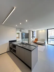 Apartamento com 1 Quarto para alugar, 45m² no Zona 07, Maringá