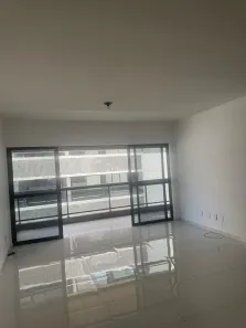 Apartamento com 3 Quartos para alugar, 135m² no Ponta Verde, Maceió