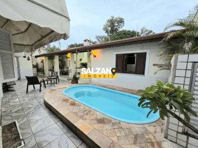 Sobrado com 3 Quartos à venda, 210m² no Vila Santa Isabel, Taubaté