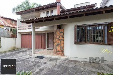 Casa com 3 Quartos à venda, 246m² no Ipanema, Porto Alegre
