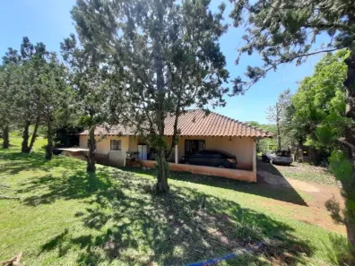 Fazenda/Sítio com 4 Quartos à venda, 200m² no , Ibiporã