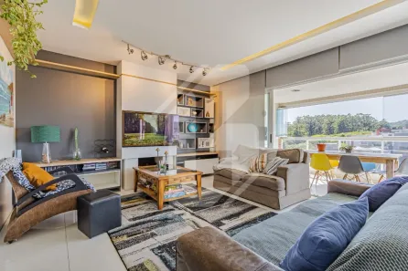 Apartamento com 3 Quartos à venda, 162m² no Jardim do Salso, Porto Alegre