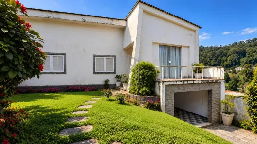 Casa com 4 Quartos à venda, 200m² no Valparaíso, Petrópolis