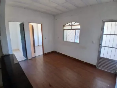 Casa com 2 Quartos à venda, 40m² no Jardim da Glória, Vespasiano