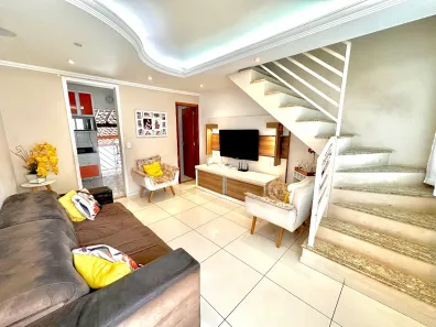 Casa com 2 Quartos à venda, 90m² no Serrano, Belo Horizonte