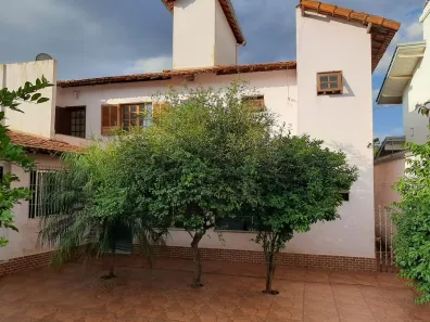 Casa com 3 Quartos à venda, 360m² no Jardim Canadá, Nova Lima
