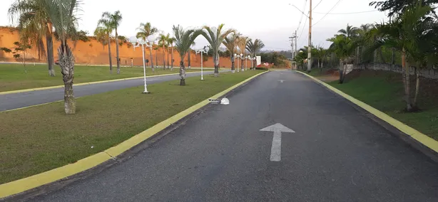 Lote/Terreno à venda, 600m² no Condomínio Jardim Flamboyan, Bragança Paulista