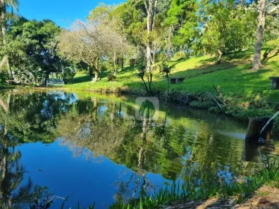 Fazenda/Sítio com 3 Quartos à venda, 182m² no , São Bento do Sapucaí