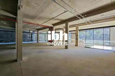 Ponto Comercial para alugar, 841m² no Cidade Nova, Belo Horizonte