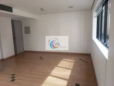Sala Comercial à venda, 30m² no Cerqueira César, São Paulo