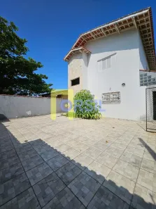Sobrado com 3 Quartos para alugar, 263m² no Indaiá, Bertioga