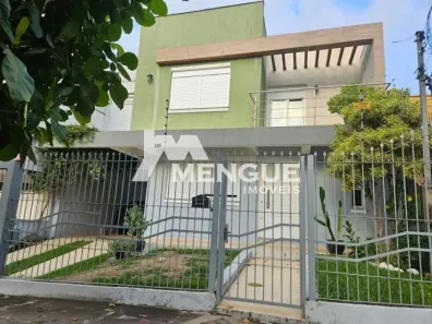 Casa com 3 Quartos para alugar, 234m² no Vila Ipiranga, Porto Alegre