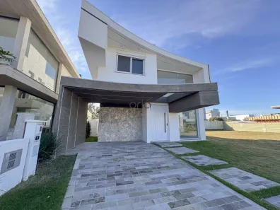 Casa de Condomínio com 4 Quartos à venda, 240m² no XANGRI-LÁ, Xangri-lá